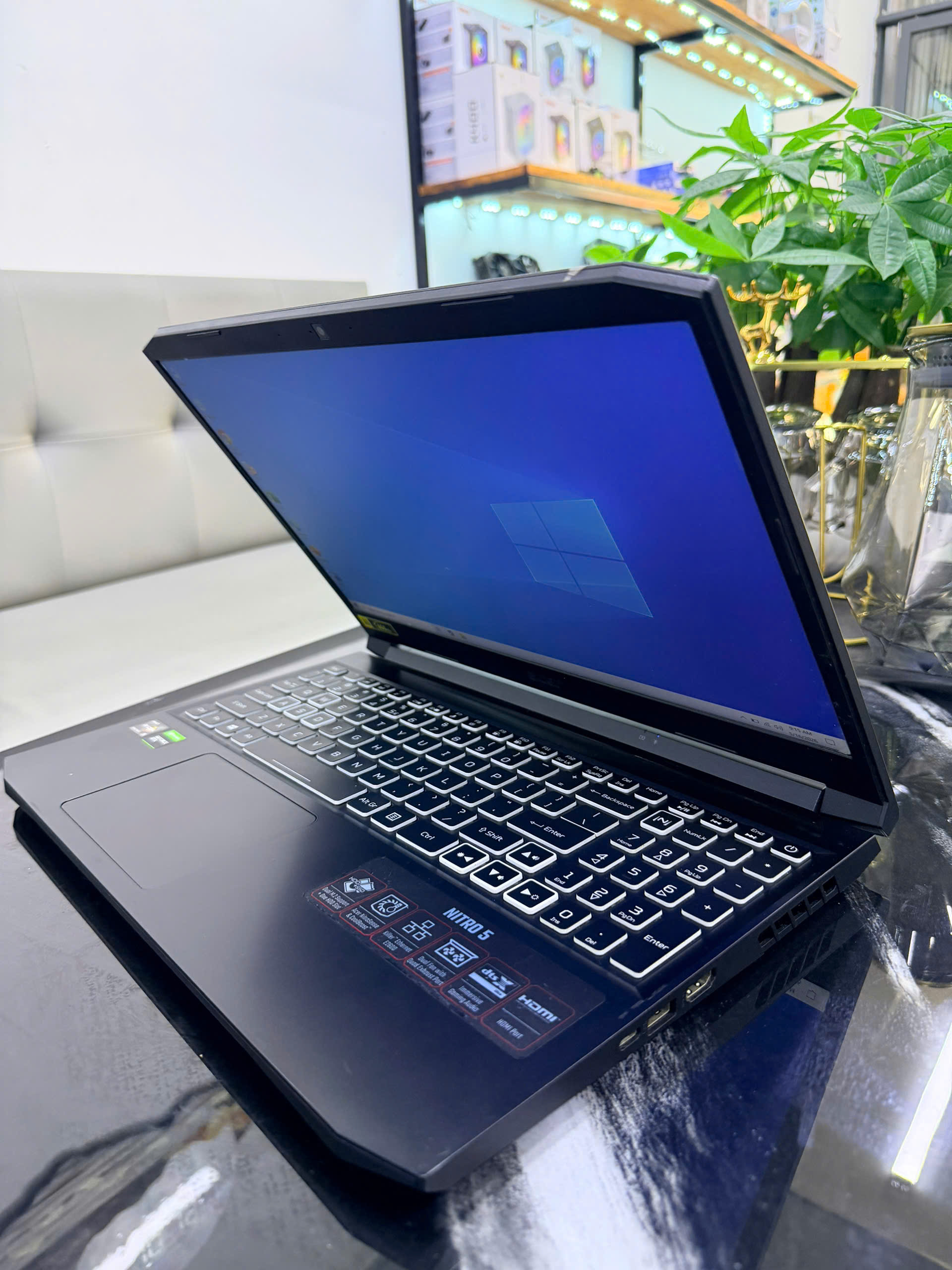 LAPTOP ACER NITRO V